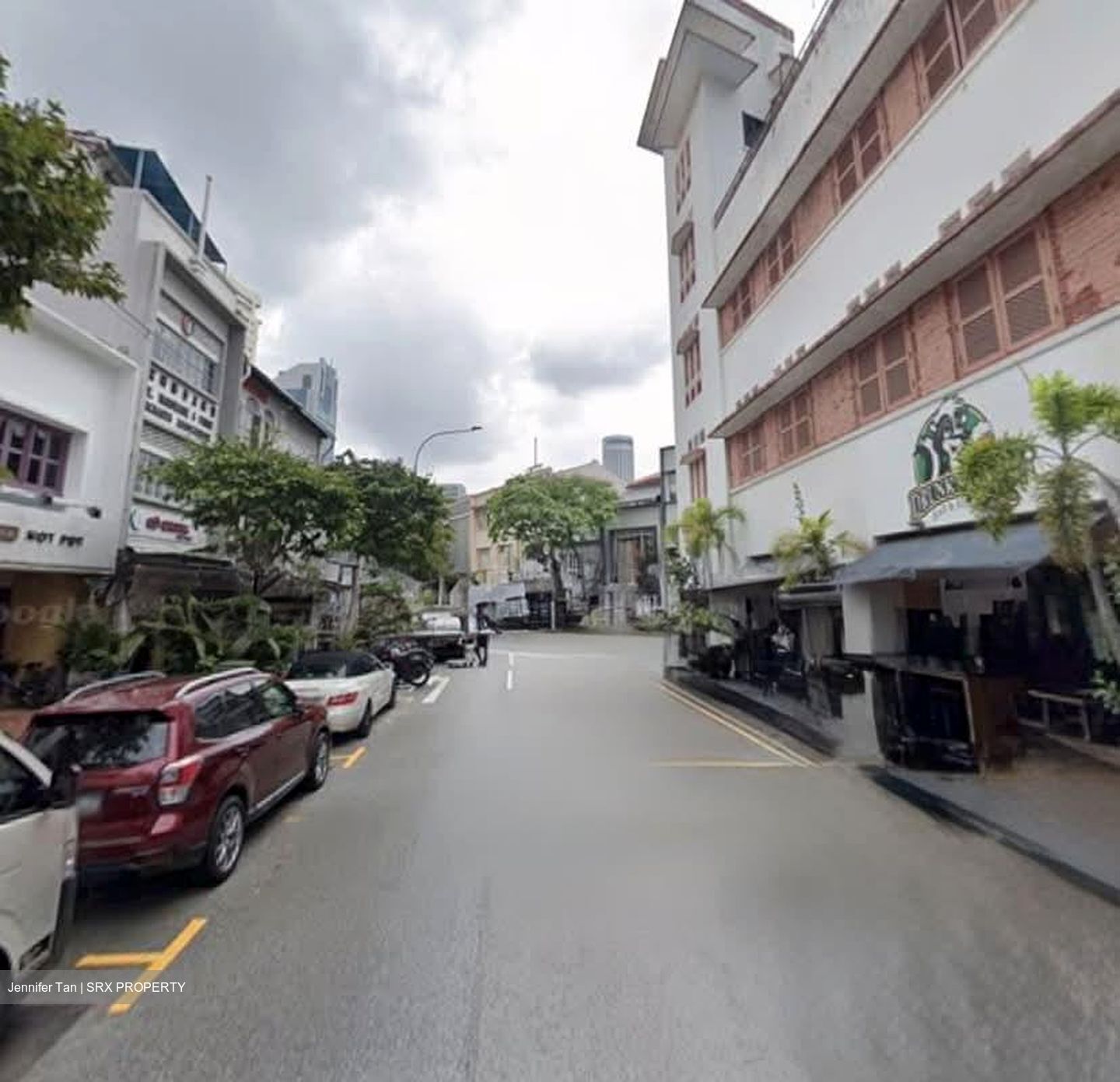 Lorong Telok (D1), Shop House #573563261